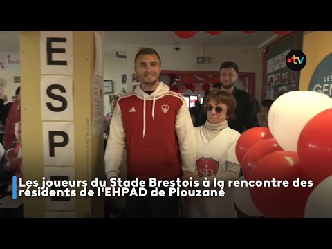 Les joueurs du Stade Brestois à la rencontre des résidents de l'EHPAD de Plouzané