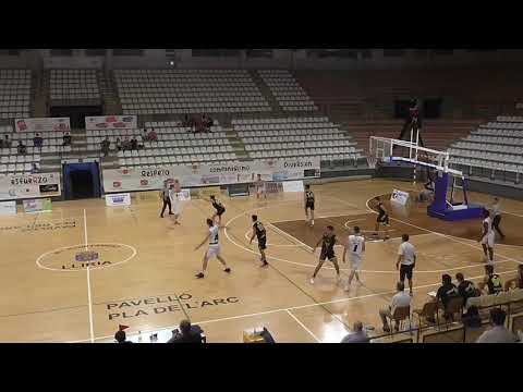 Resumen del Refitel Bàsquet Llíria - C.B Mi Arquitecto Benicarló (61 - 64)