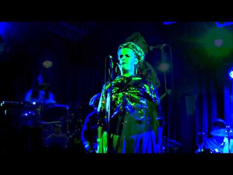 Emiliyah & TheMightyZ feat. Maximum Hights Band @ Hootananny