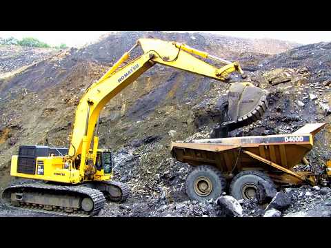 Komatsu PC800LC-8 Loading Caterpillar D400D