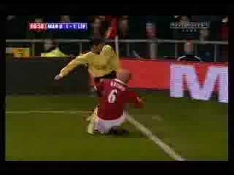 Harry Kewell's awesome stepover vs Wes Brown