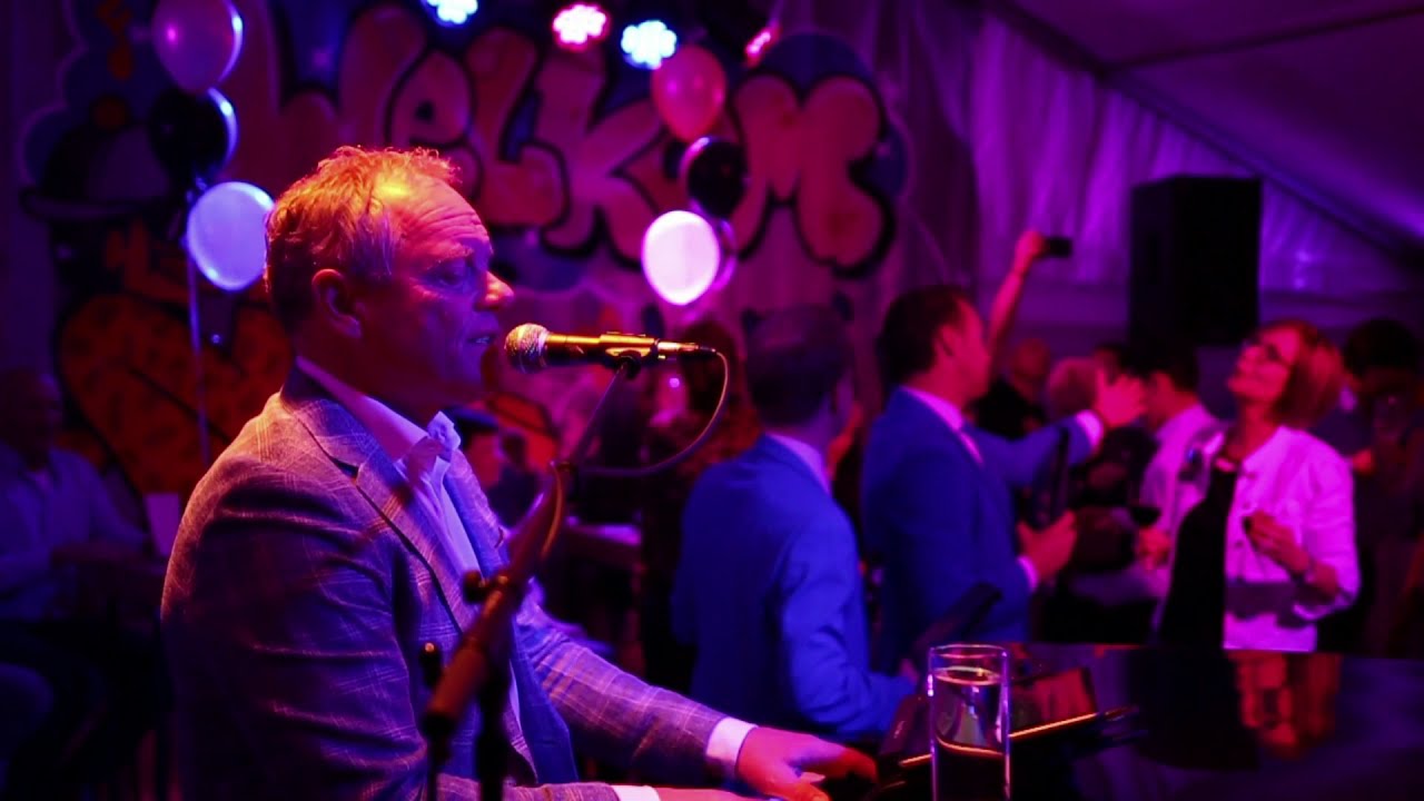 Hans Freie Piano Entertainer