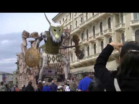 Carnevale di Viareggio 2013 - Pasquetta con Burlamacco