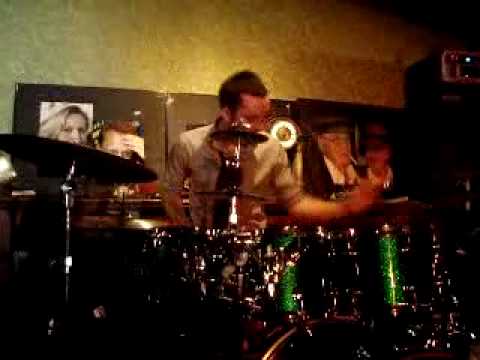 Bartosz Niebielecki drum solo (Miarka-Szewczuga-Niebielecki Trio)