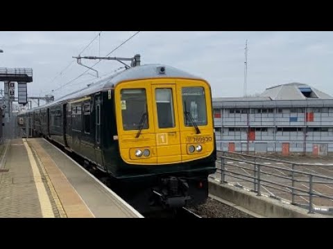 Class 769 Flex | 769930 | Great Western Railway | Reading | 15/11/21