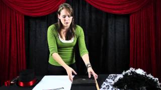 05 - DIY Centerpiece - Moulin Rouge