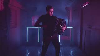 Cover art for Me Levante