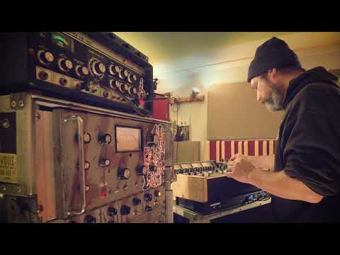 Anti-Bypass - Menorah Dub [Sliders S1E05] #batrecords