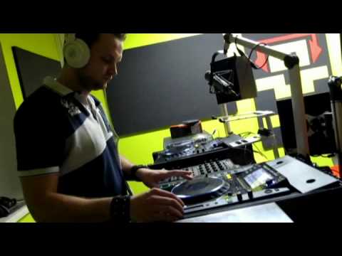 DANNY BRIGHT @ Helax radio 93.7 FM (Hellparty)