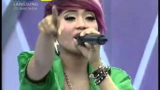 Download lagu Kiki Asiska - Arjuna Buaya mp3
