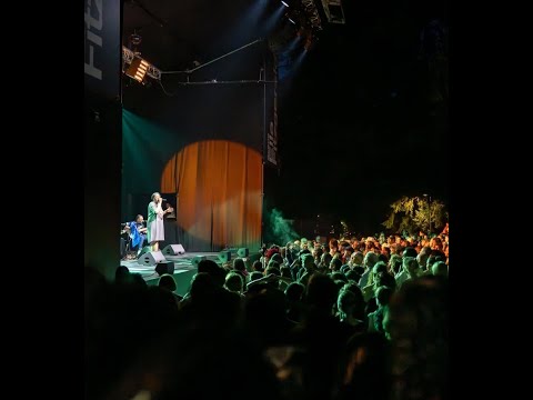 Beth & Patricia Espaço Infinito de Danny Carvalho