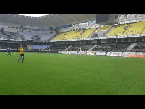 Stang ut - Sør Arena (Khai Nguyen)