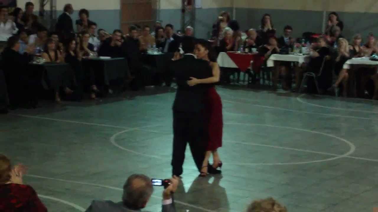 Alejandro Berón y Verónica Vazquez en el SUNDERLAND CLUB - 3/4 - Mi tango triste