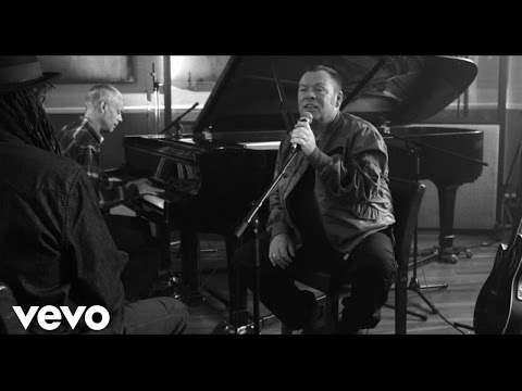 UB40 featuring Ali, Astro & Mickey - Kingston Town (Unplugged / Live Teaser)