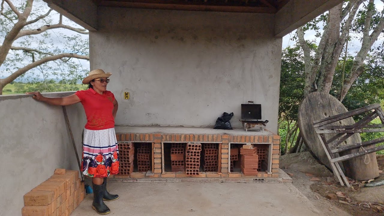 VEJAS AS NOVIDADES QUE ESTÃO CHEGANDO NO SÍTIO E MÃE MARIA NÃO AGUENTA A EMOÇÃO