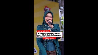 Download lagu KEMBANG GADUNG medley BANGBUNG HIDEUNG - NAZMI NADIA [LIVE SHOW] mp3