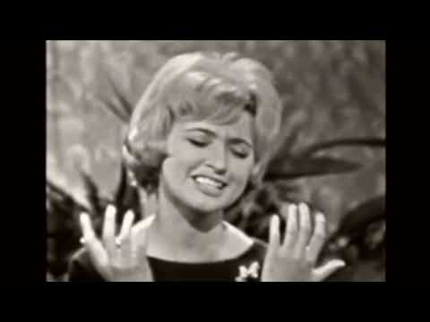 1961 Yugoslavia: Ljiljana Petrović - Neke davne zvezde (8th place at ESC in Cannes/France)