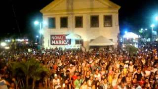preview picture of video 'Banda Me Puxa no sábado de Carnaval em Maricá (centro).wmv'