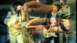 The Flying Burrito Brothers - Christine&#39;s Tune (Devil in Disguise).flv