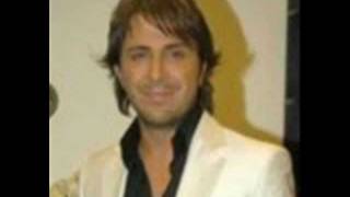 Gökhan SEZEN-Senden Uzak Günlerim Zindan Oluyor (RAST)R.G.