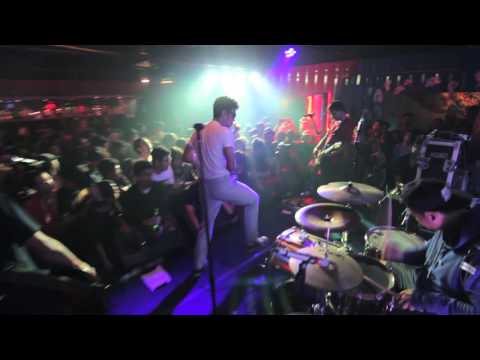 [LIVE] 2016.04.28 Morfem - Kuning (rumahsakit cover)