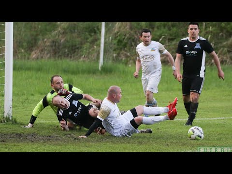 Skrót: Clavia Świątniki Górne - Karpaty Siepraw 2:2 (2:1)