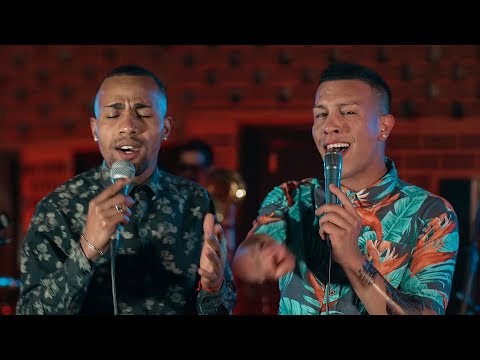 Siempre Plena - El Besito