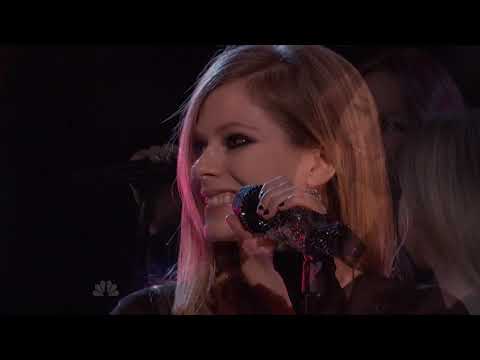 Avril Lavigne and Cassadee Pope - I'm With You (live @ The Voice 2012)
