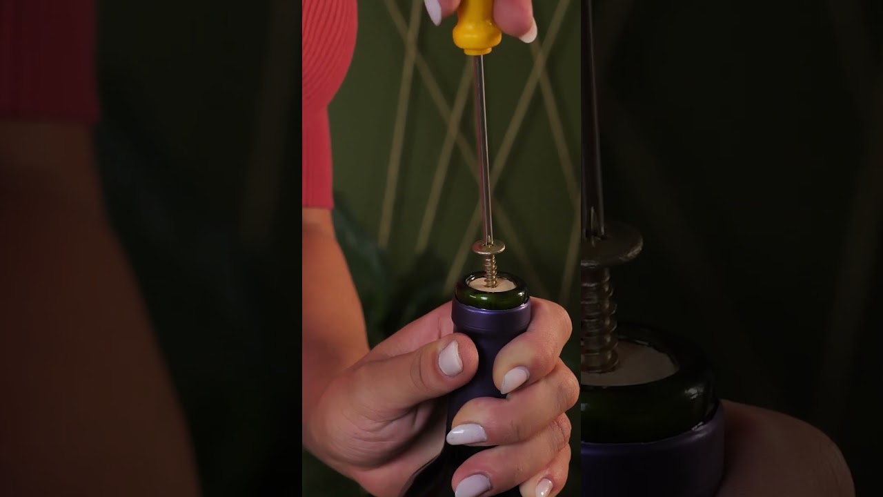 Aprenda como abrir garrafa de vinho sem abridor! #shorts #bricolagem