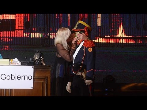 Silvia Süller se "chapó" al granadero interpretado por Nazareno Mottola - Susana Giménez