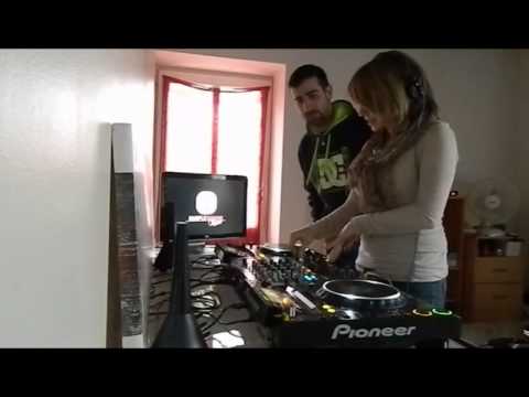 IAN KLUBB & MISSTIK " Residentes de la CASA " XD