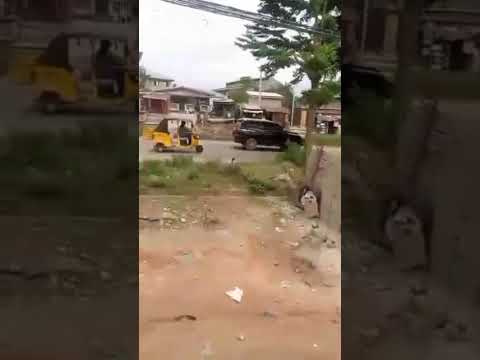 Roadside Shop for Rent at Idowu Egba Bus Stop, Igando Road Property Description
