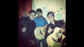 Alferedo Olivas, Tino Acotsa, Regulo Caro 'Los 3 Mandos' - Curtir Cueros (En Vivo)