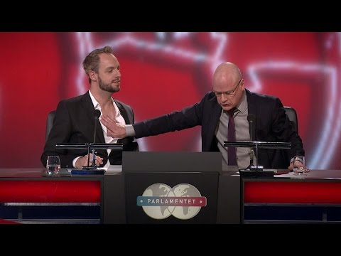 Robin blir helad av Robert - Parlamentet (TV4)