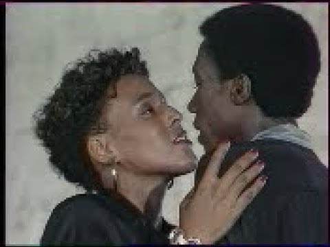 Annick/Jean-Claude - Sentimantal ( COMPLETE CLIP ORIGINAL ) 1987