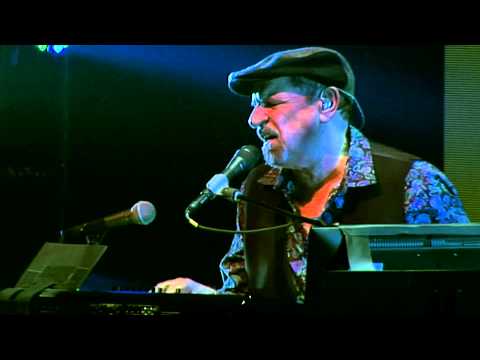 The Rascals -- Groovin' (with an intro from Dino Danelli)