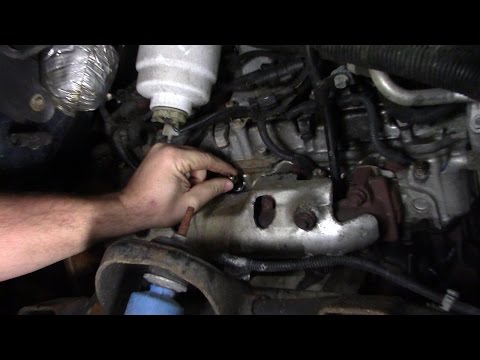 How-to correctly remove a stuck diesel Duramax glow plug - Mechanics Minute