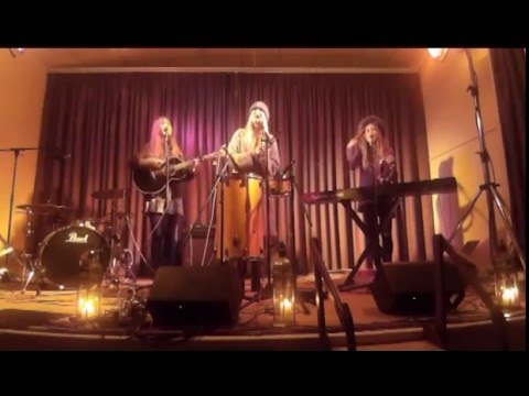 download lagu mp3 mp4 Wildwood Kin Salt Of The Earth, download lagu Wildwood Kin Salt Of The Earth gratis, unduh video klip Wildwood Kin Salt Of The Earth