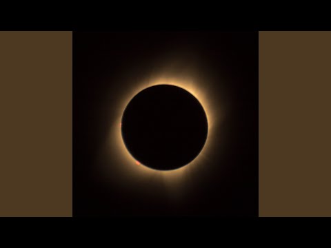 All Inside (short meditation) (feat. Luna Maye)