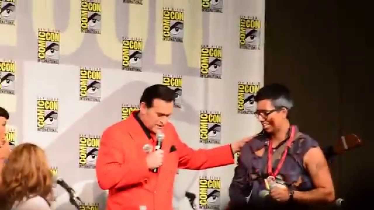 Watch video San Diego Comic Con 2015 Ash vs Evil Dead Clip 4 - Costume Contest 2 Now San Diego Comic Con 2015 Ash vs Evil Dead Clip 4 - Costume Contest 2