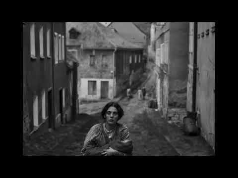 [바늘을 든 소녀] 12월 10일 대개봉