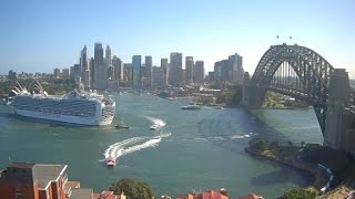 Emerald Princess departing Sydney 19 December 2016