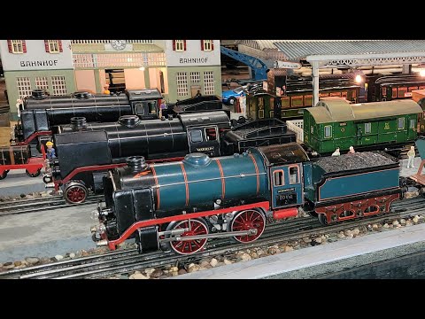 Märklin electric tin plate trains 0 gauge