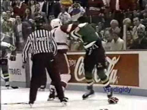 Curt Fraser vs Kris King