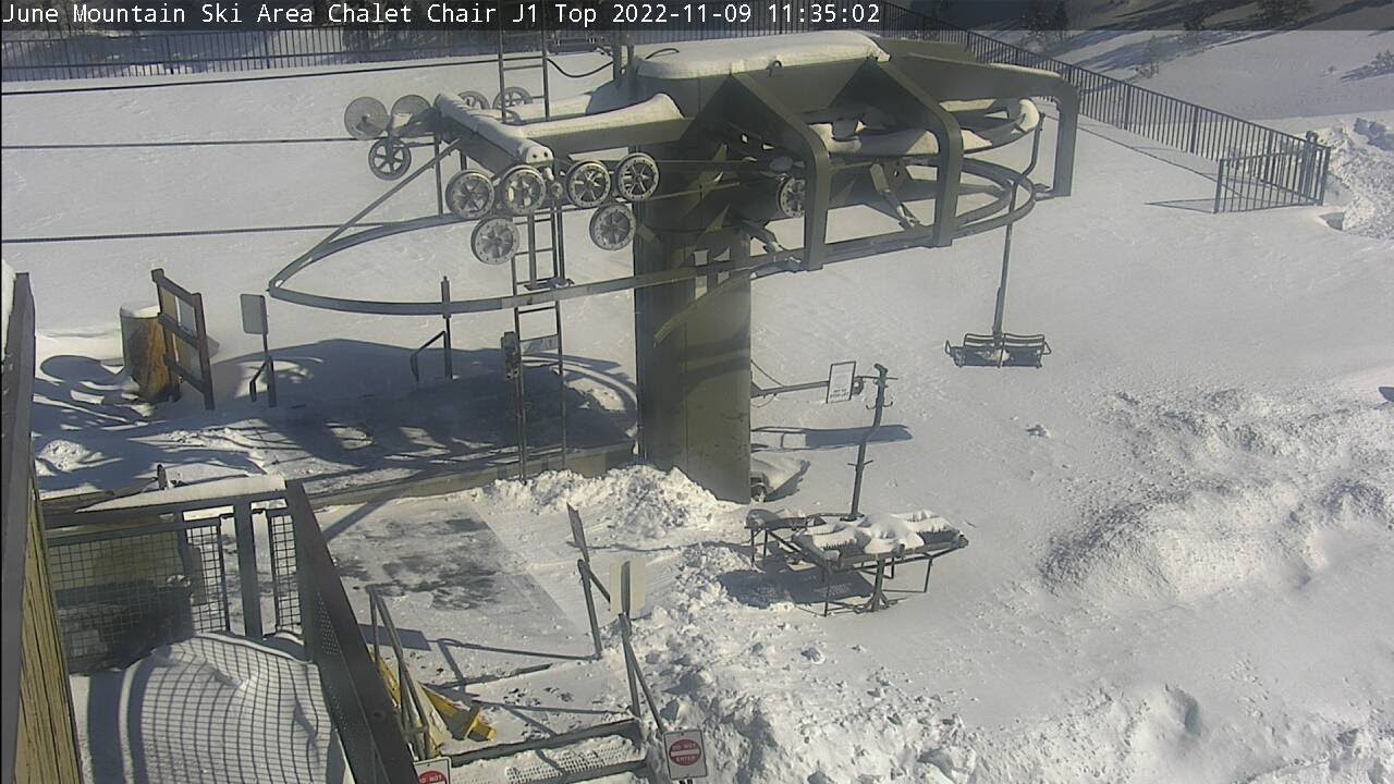 Live webcam view of June Mountain Chalet Chairlift