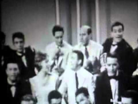 il QUARTETTO CETRA canta: "ARRIVA IL DIRETTORE"