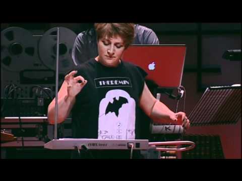 Theremin Doctor Who Theme, Lydia Kavina and Radio Science Orchestra,