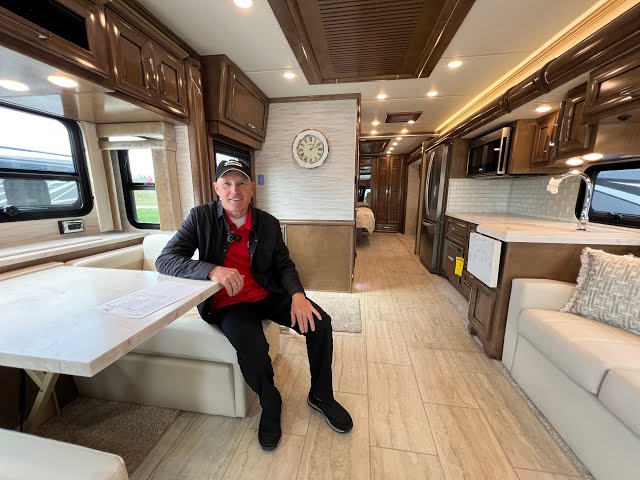 Preview image of 2024 Newmar Super Star 3727 (17N232022) youtube video