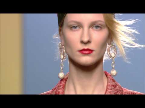 Desfile de MIGUEL MARINERO