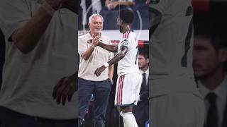 Mourinho tem atitude com Vini Jr e chama a atenção da torcida do Real Madrid